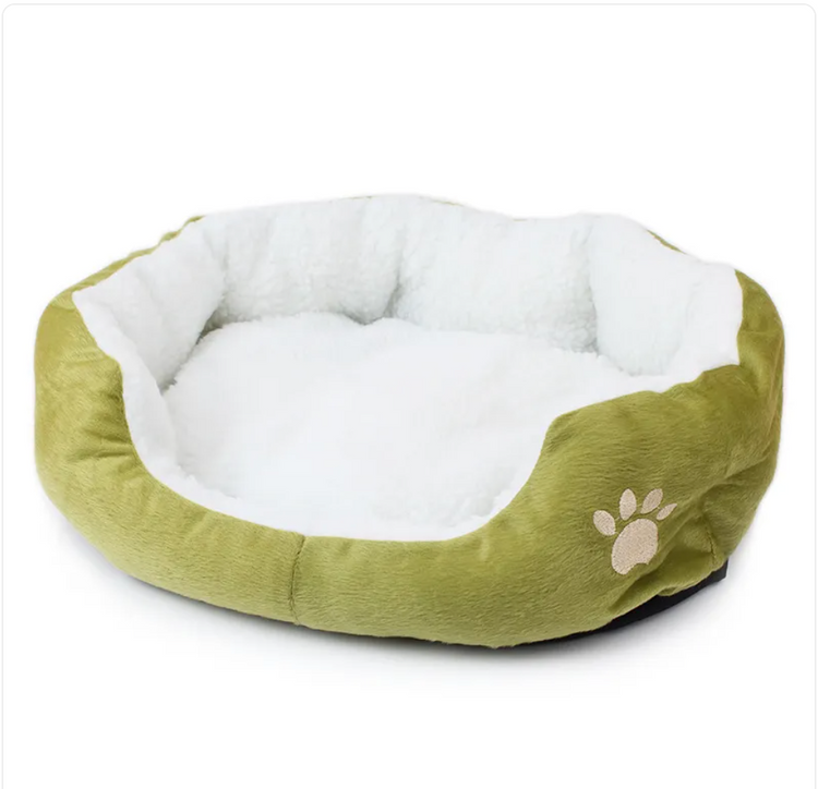 Pink Lamb Cashmere Kennel by Muffy, soft and cozy for pets, with plush cashmere fabric and a comfortable design.