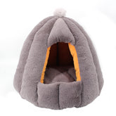 Pink enclosed warm cat litter box by Muffy designed for deep sleep comfort, featuring a cozy, private space for cats.